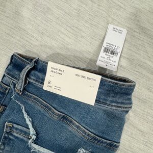 American Eagle Outfitters High-Rise Jegging in Blue